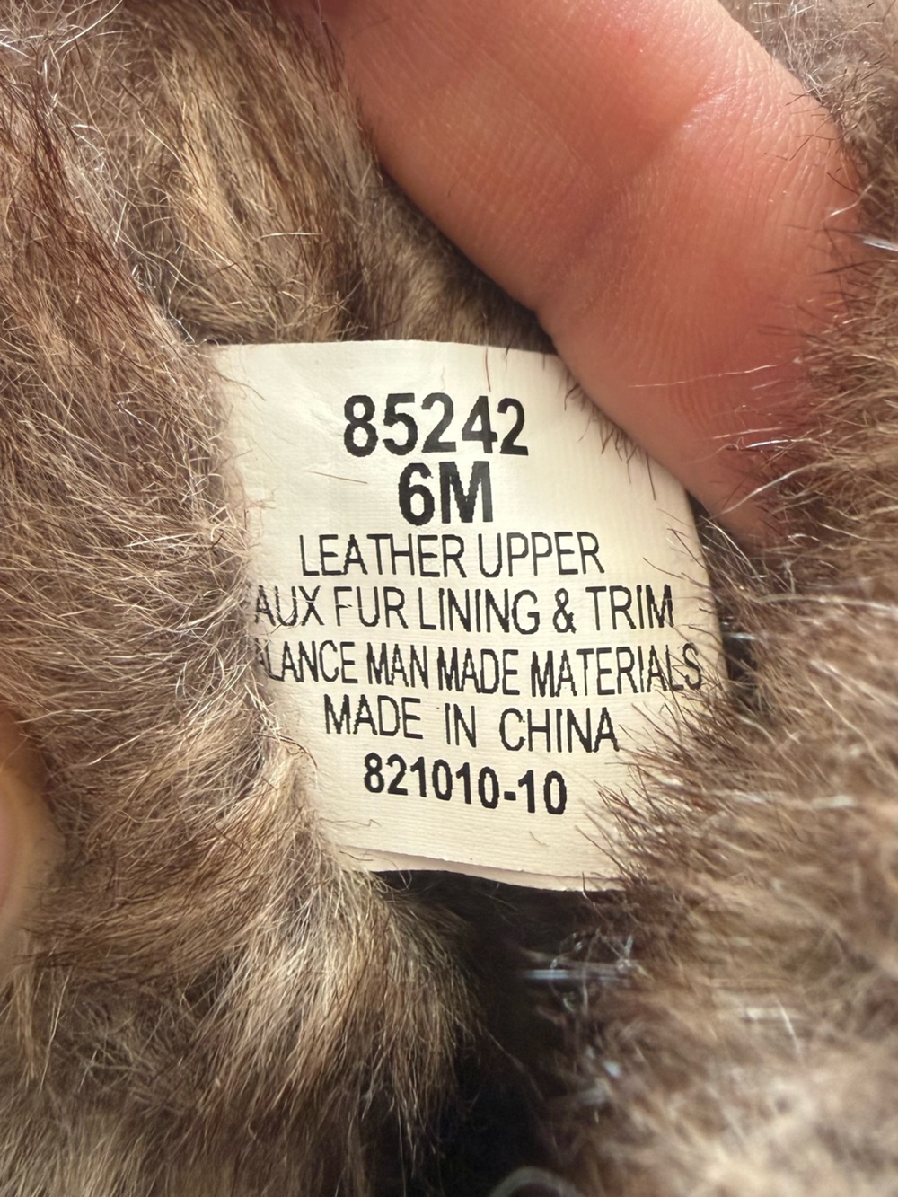 Minnetonka Boots - Size 6 - Picture 5 of 7
